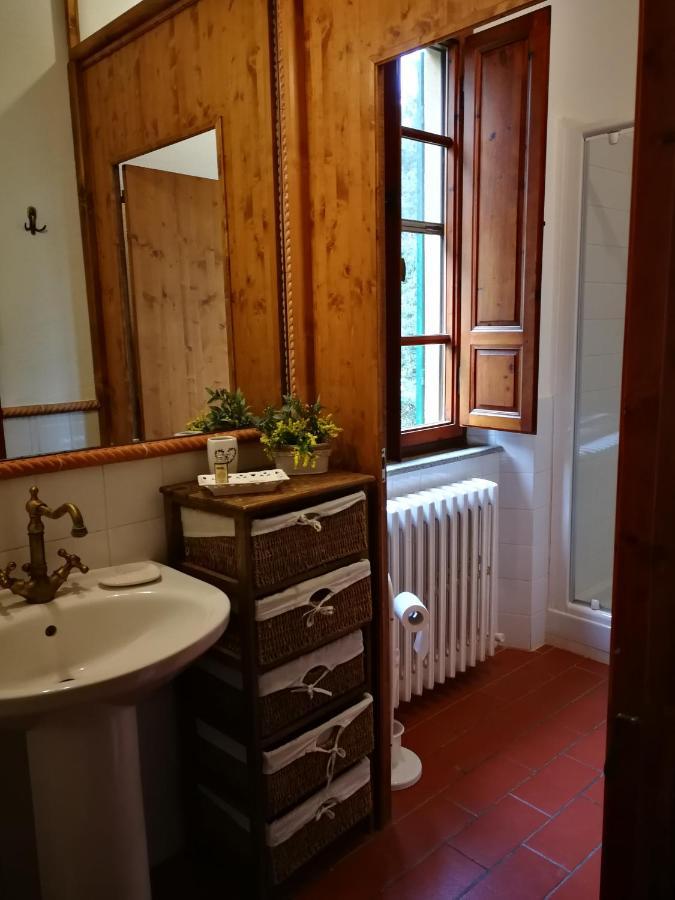 Stunning Country House Overlooking Tuscany Hills Lorenzana المظهر الخارجي الصورة