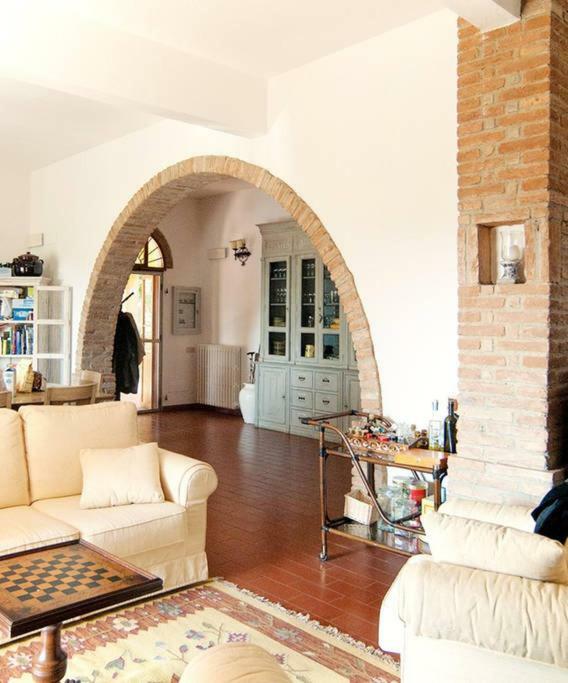 Stunning Country House Overlooking Tuscany Hills Lorenzana المظهر الخارجي الصورة