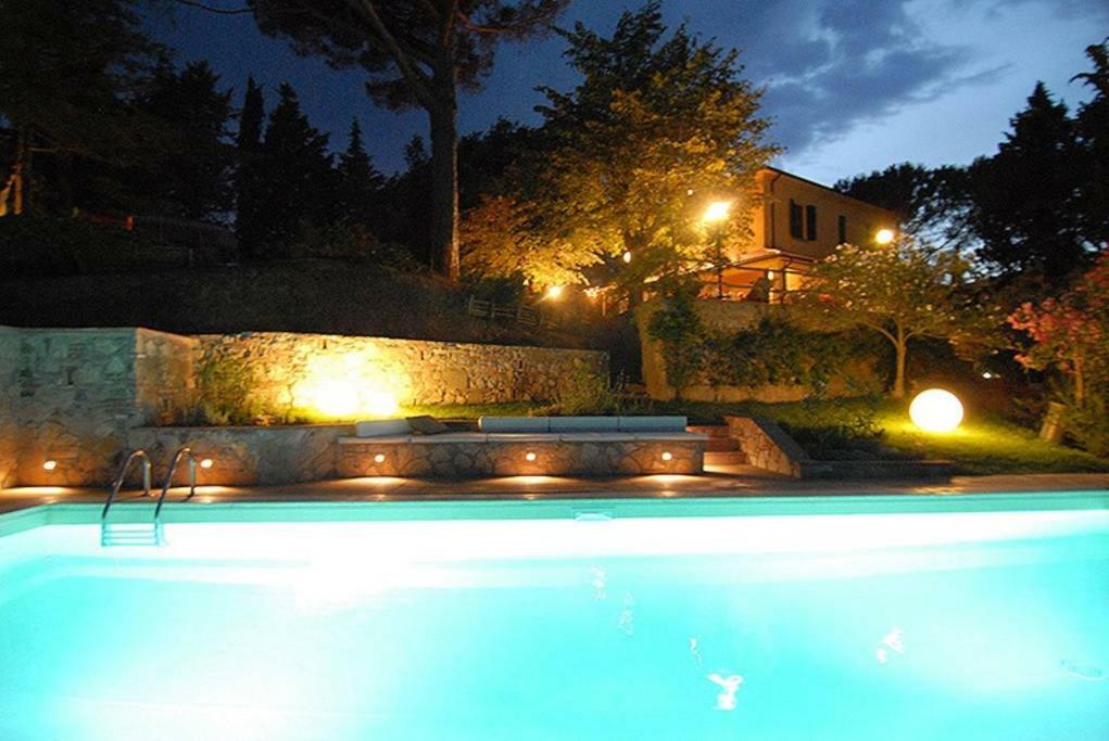 Stunning Country House Overlooking Tuscany Hills Lorenzana المظهر الخارجي الصورة